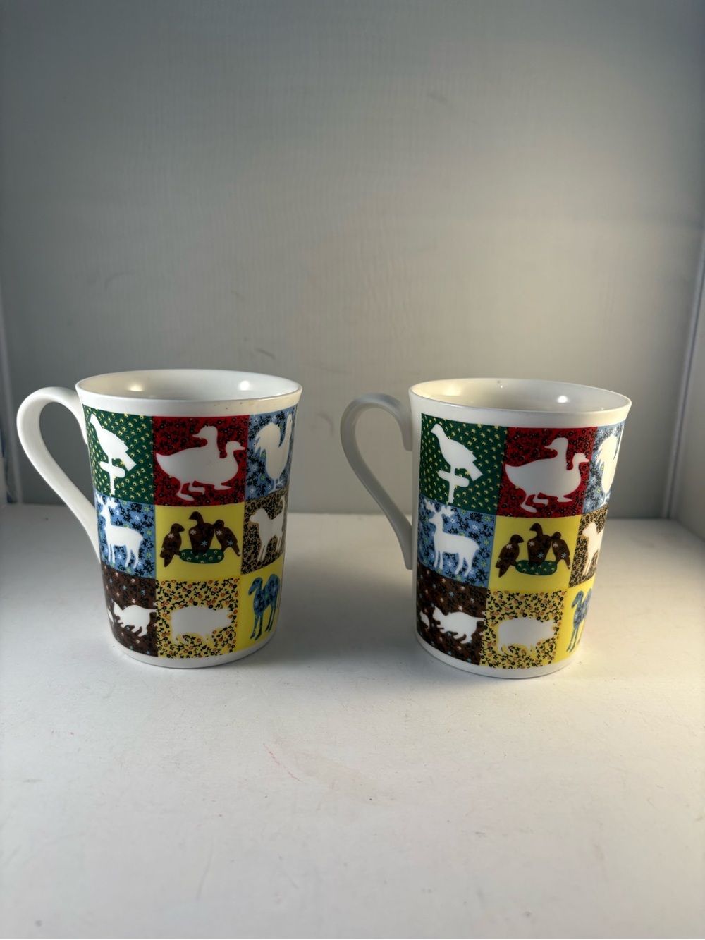 Vtg Horchow Collection Fine Bone China Mug Pair Patchwork Animal England Set 2